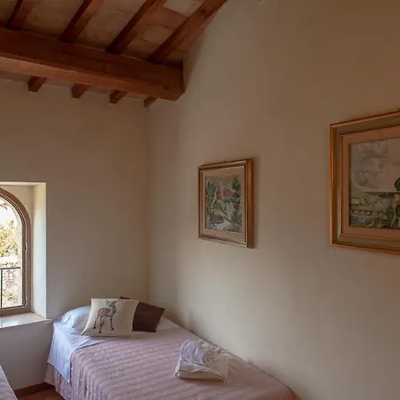 Torre Della Botonta Bed & Breakfast Castel Ritaldi Exterior photo